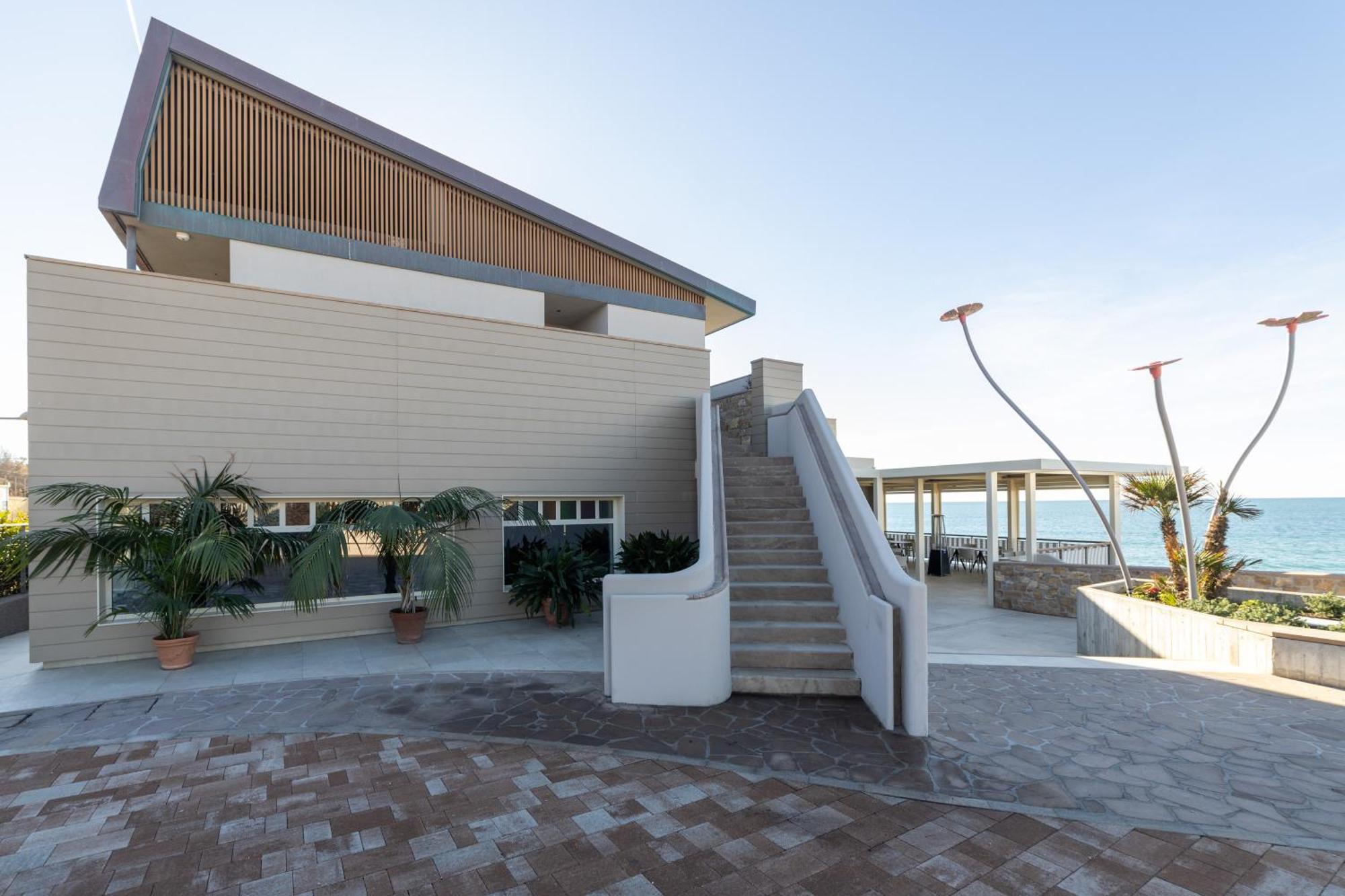 Le Suites Sul Mare Di Esterina Civitavecchia Esterno foto